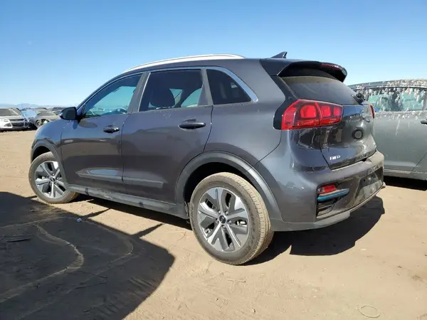 KNDCC3LG3K5024426 2019 KIA NIRO - Image 2