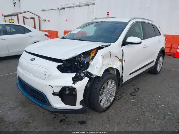 KNDCC3LG3L5041003 2020 KIA NIRO - Image 2