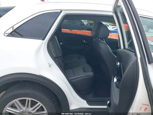 KNDCC3LG3L5041003 2020 KIA NIRO - Image 8