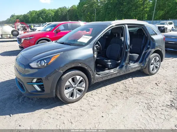 KNDCC3LG3M5098514 2021 KIA NIRO - Image 2
