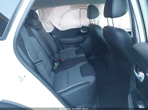 KNDCC3LG3M5107258 2021 KIA NIRO - Image 8