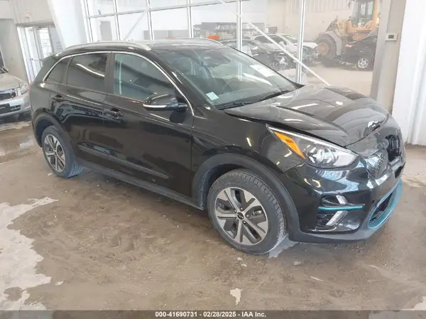 KNDCC3LG3N5116754 2022 KIA NIRO - Image 1