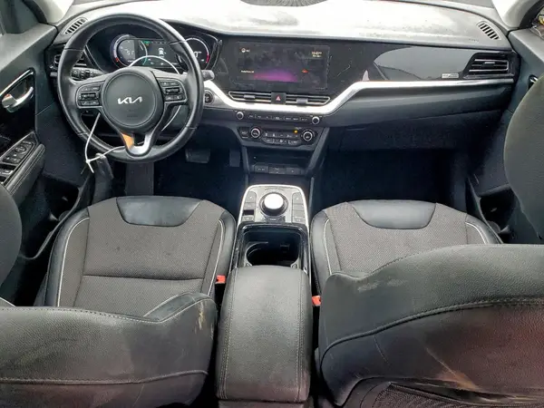 KNDCC3LG3N5116866 2022 KIA NIRO - Image 8