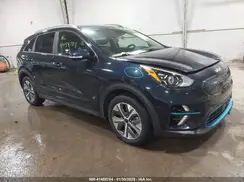 KNDCC3LG3N5121887 2022 KIA NIRO