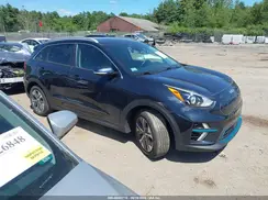 KNDCC3LG3N5124711 2022 KIA NIRO