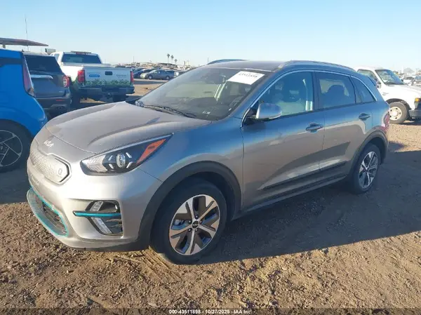 KNDCC3LG3N5133716 2022 KIA NIRO - Image 2