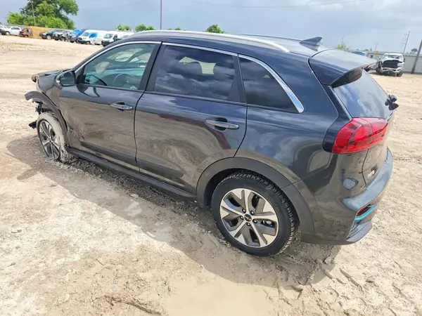 KNDCC3LG3N5148510 2022 KIA NIRO - Image 2