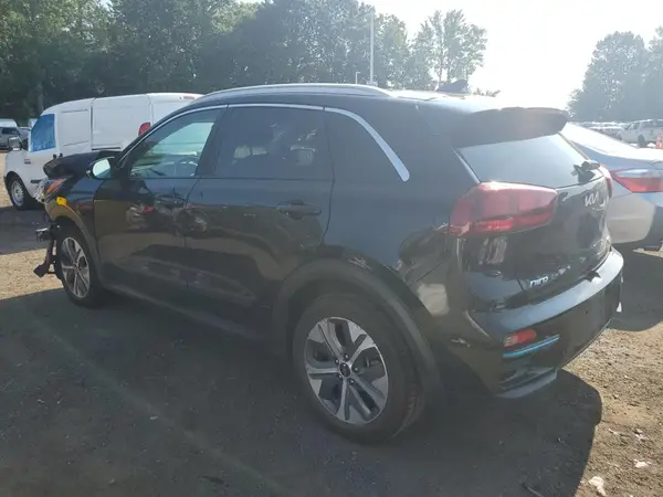 KNDCC3LG3N5158714 2022 KIA NIRO - Image 2