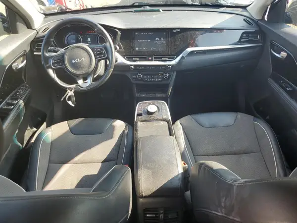 KNDCC3LG3N5158714 2022 KIA NIRO - Image 8
