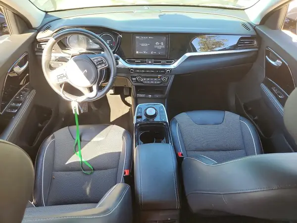 KNDCC3LG3N5159099 2022 KIA NIRO - Image 8