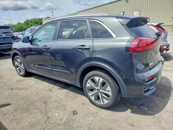 KNDCC3LG3N5159488 2022 KIA NIRO - Image 2