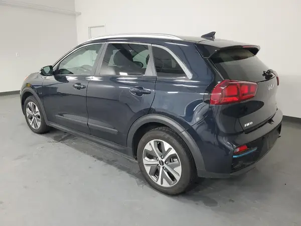 KNDCC3LG3N5159572 2022 KIA NIRO - Image 2