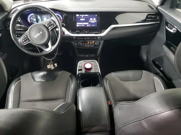 KNDCC3LG3N5159572 2022 KIA NIRO - Image 8