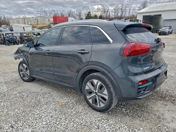 KNDCC3LG3N5159748 2022 KIA NIRO - Image 2
