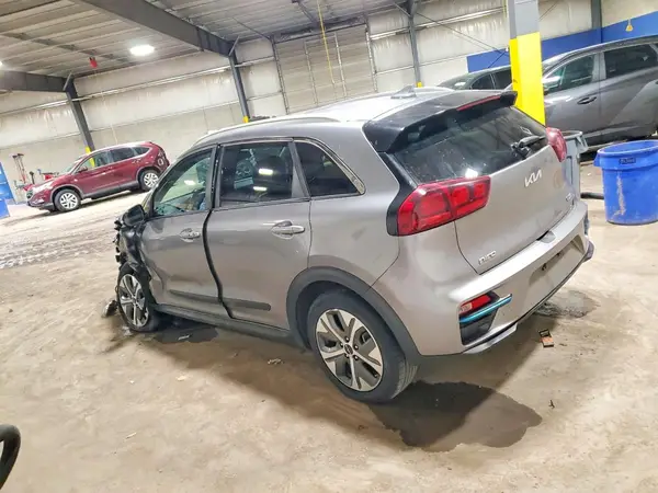 KNDCC3LG3N5159815 2022 KIA NIRO - Image 2