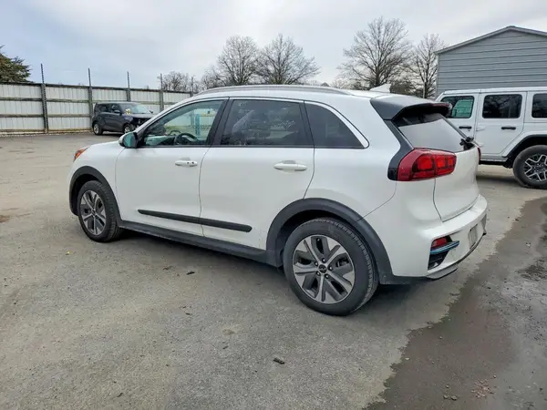 KNDCC3LG3N5159846 2022 KIA NIRO - Image 2
