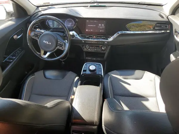 KNDCC3LG3N5160057 2022 KIA NIRO - Image 8