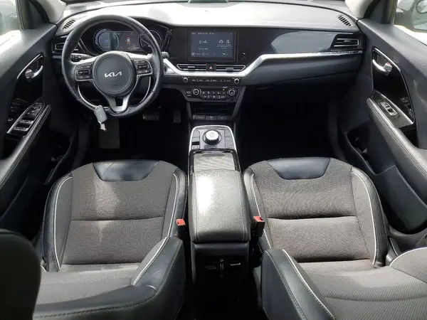 KNDCC3LG3N5161175 2022 KIA NIRO - Image 8