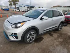 KNDCC3LG4K5025813 2019 KIA NIRO