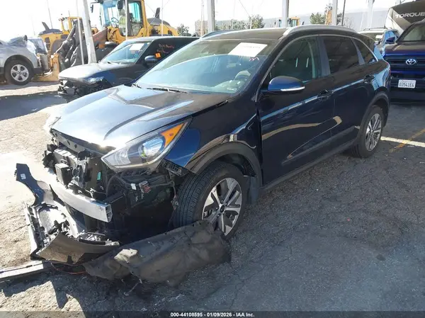 KNDCC3LG4K5026251 2019 KIA NIRO - Image 2