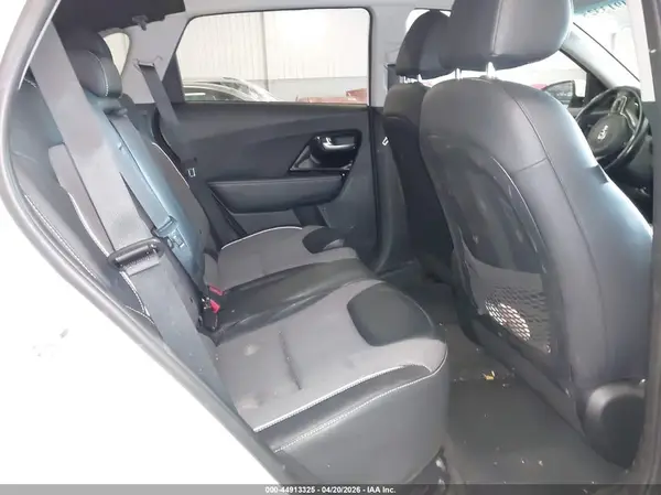 KNDCC3LG4L5055718 2020 KIA NIRO - Image 8