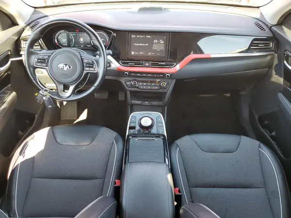 KNDCC3LG4L5070994 2020 KIA NIRO - Image 8