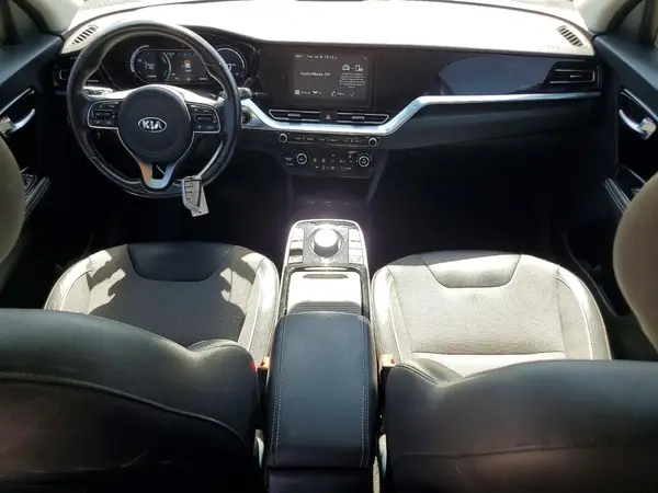 KNDCC3LG4L5074804 2020 KIA NIRO - Image 8