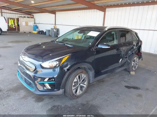 KNDCC3LG4N5115578 2022 KIA NIRO - Image 2