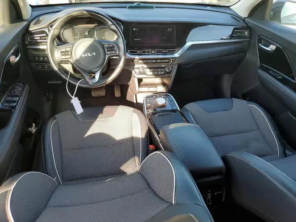 KNDCC3LG4N5142179 2022 KIA NIRO - Image 8