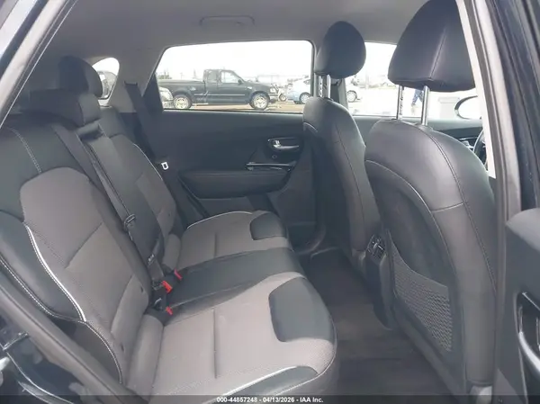 KNDCC3LG4N5142828 2022 KIA NIRO - Image 8