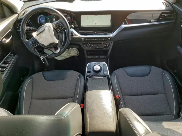 KNDCC3LG4N5150640 2022 KIA NIRO - Image 8