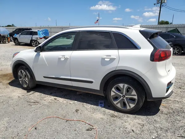 KNDCC3LG4N5153988 2022 KIA NIRO - Image 2