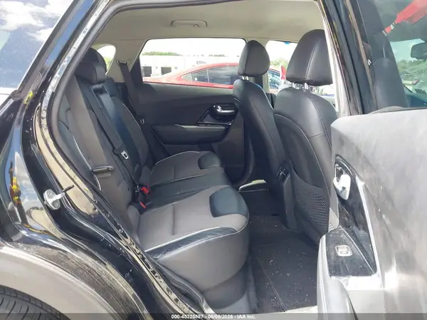 KNDCC3LG4N5158494 2022 KIA NIRO - Image 8