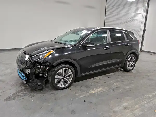KNDCC3LG4N5158821 2022 KIA NIRO - Image 1