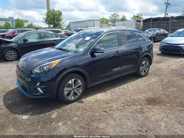 KNDCC3LG4N5159600 2022 KIA NIRO - Image 2