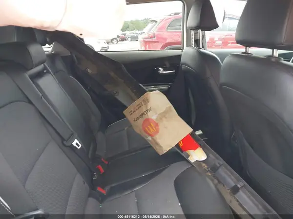 KNDCC3LG4N5159600 2022 KIA NIRO - Image 8