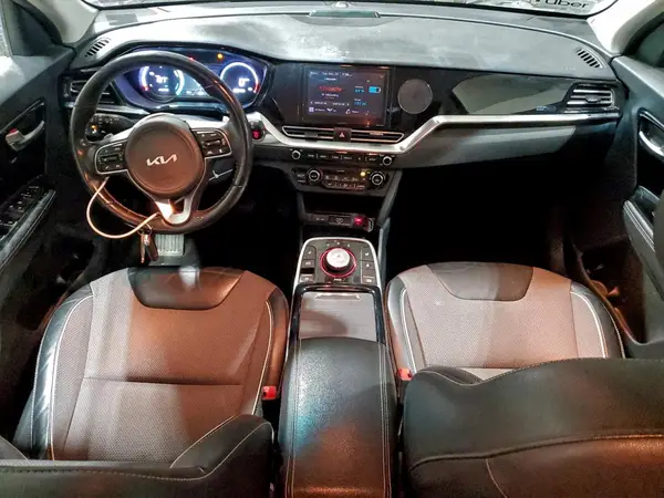 KNDCC3LG4N5160438 2022 KIA NIRO - Image 8