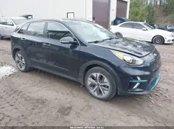 KNDCC3LG5K5020989 2019 KIA NIRO