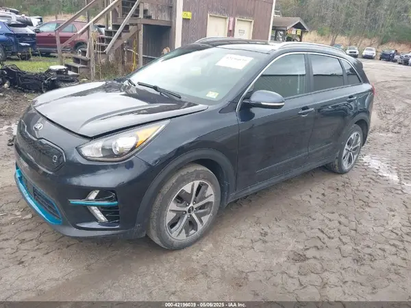 KNDCC3LG5K5020989 2019 KIA NIRO - Image 2