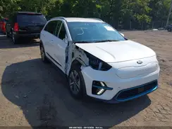 KNDCC3LG5K5023732 2019 KIA NIRO