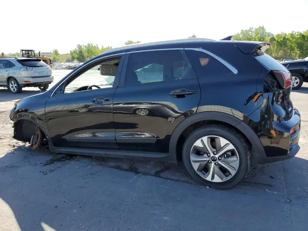 KNDCC3LG5K5024282 2019 KIA NIRO - Image 2