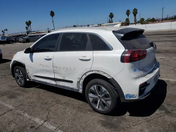 KNDCC3LG5L5053024 2020 KIA NIRO - Image 2