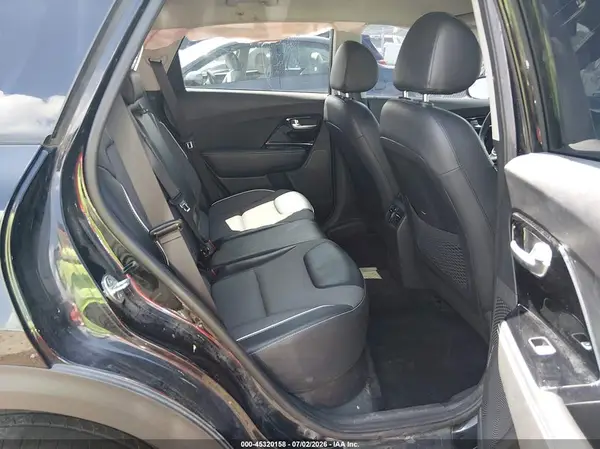 KNDCC3LG5L5081602 2020 KIA NIRO - Image 8