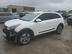 KNDCC3LG5N5117873 2022 KIA NIRO