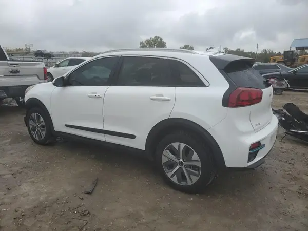 KNDCC3LG5N5117873 2022 KIA NIRO - Image 2