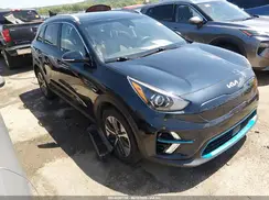 KNDCC3LG5N5142224 2022 KIA NIRO
