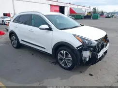 KNDCC3LG5N5144359 2022 KIA NIRO