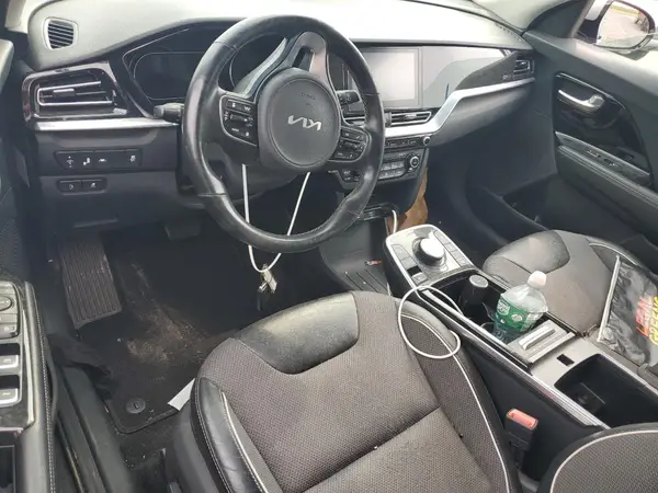 KNDCC3LG5N5159783 2022 KIA NIRO - Image 8