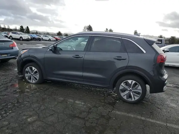 KNDCC3LG5N5160738 2022 KIA NIRO - Image 2