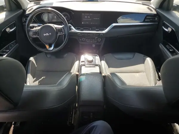 KNDCC3LG5N5161145 2022 KIA NIRO - Image 8